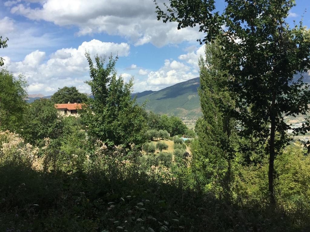 Vila Casale Degli Ulivi Gualdo Tadino Exteriér fotografie