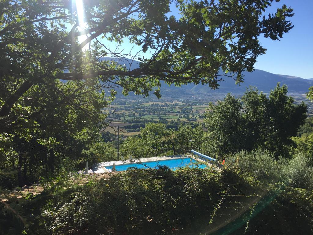 Vila Casale Degli Ulivi Gualdo Tadino Exteriér fotografie