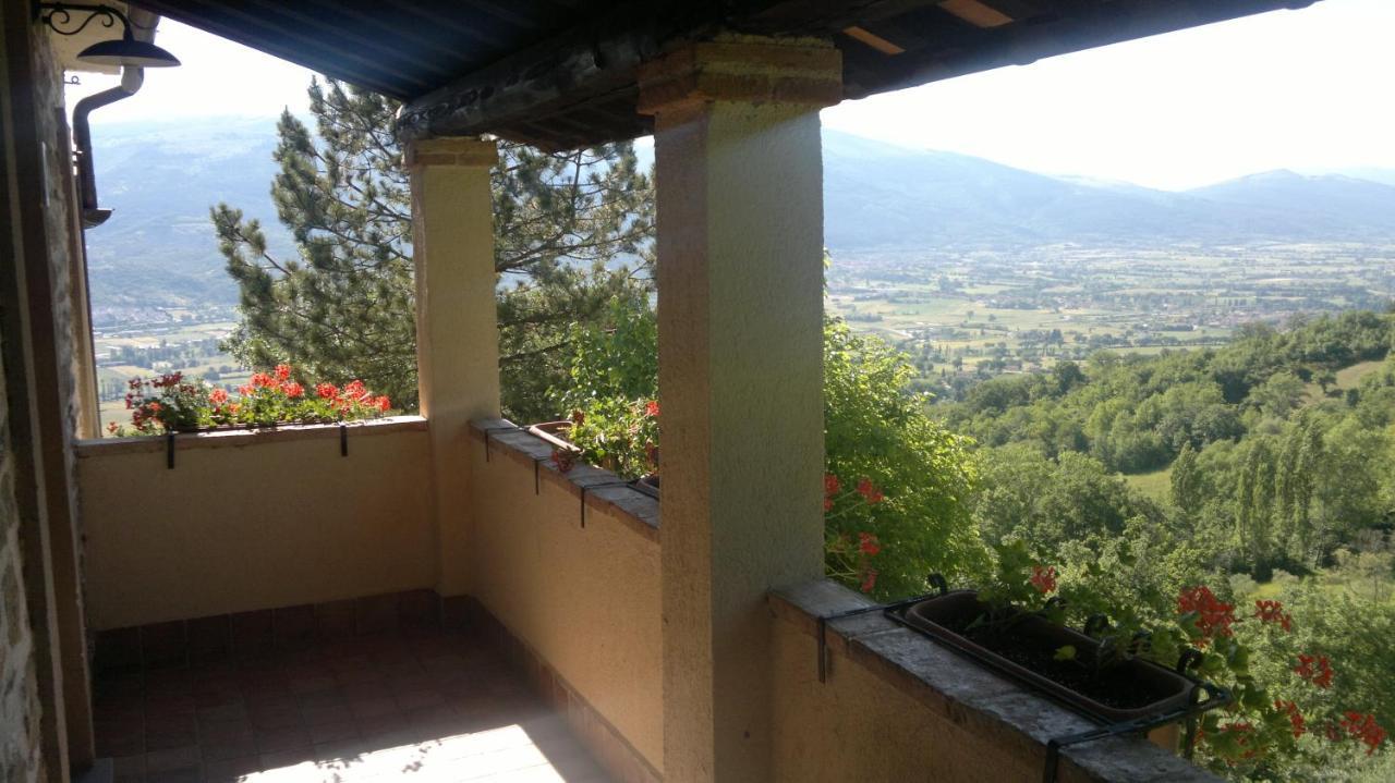Vila Casale Degli Ulivi Gualdo Tadino Exteriér fotografie