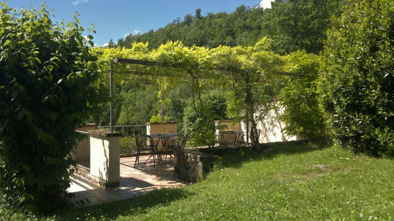 Vila Casale Degli Ulivi Gualdo Tadino Exteriér fotografie